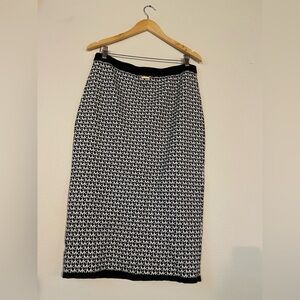 Michael Kors Logo Knit Skirt black white